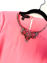 Load image into Gallery viewer, Ted Baker Top (1)

