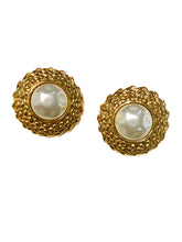 Load image into Gallery viewer, Vintage Chanel Earrings
