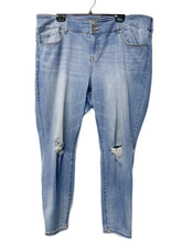 Load image into Gallery viewer, Torrid Jeans (22)
